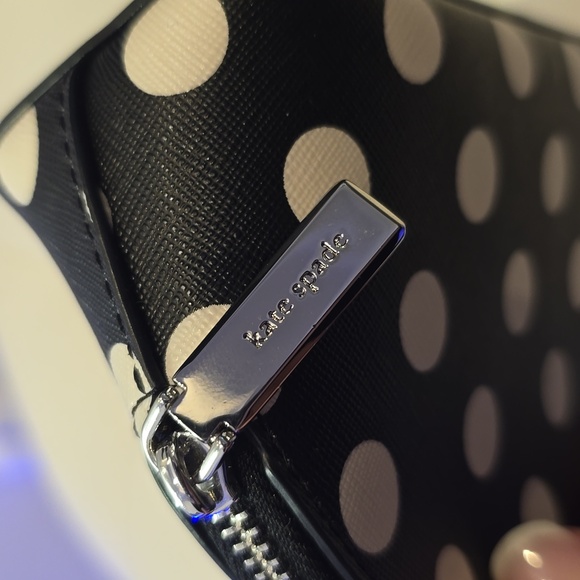Kate spade polka sunshine dot cosmetic case Morgan Small Zip Bag Black White - Picture 5 of 6